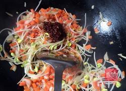 特色炸酱面的做法图解10
