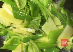 青椒土豆片的做法图解10