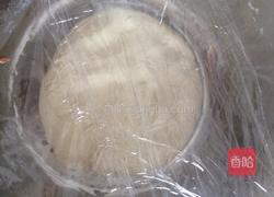 芹菜包子的做法图解1