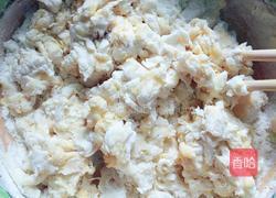 番茄奶酪披萨的做法图解2