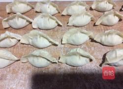 猪肉芹菜馅饺子的做法图解15