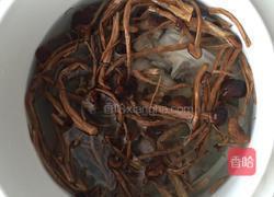 茶树菇炖鸡的做法图解4