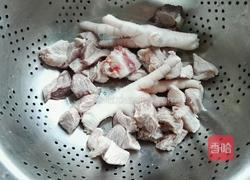 花旗参石斛瘦肉汤的做法图解5