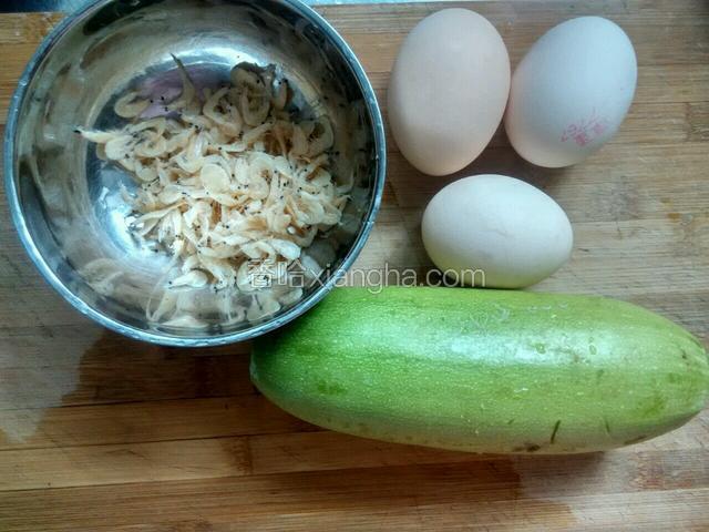 饺子馅需要的材料。