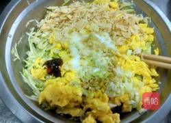 西葫芦鸡蛋虾皮饺子的做法图解8