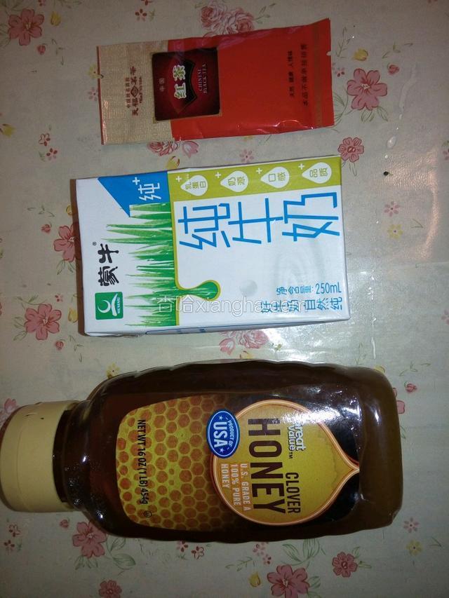 红茶我用的是天福茗茶，立顿也不错而且还不用过滤