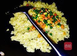 简易黄金蛋炒饭的做法图解7