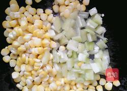 玉米粒炒火腿的做法图解5