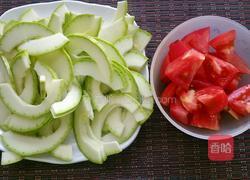西红柿炒西葫芦片的做法图解2
