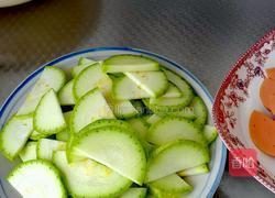 火腿西葫芦的做法图解2