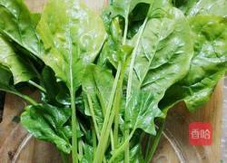 花生米拌菠菜的做法图解1