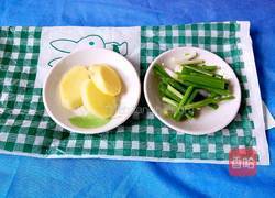 鲶鱼炖豆腐的做法图解3