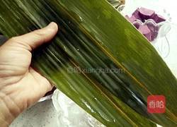 紫薯蜜枣粽的做法图解2