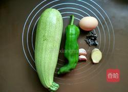 炒西葫芦的做法图解1