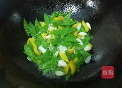 清炒荷兰豆的做法图解4