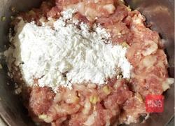 干炸丸子的做法图解2