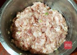 干炸丸子的做法图解3