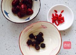 桂圆枸杞红枣茶的做法图解2