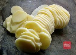 煎土豆片的做法图解2