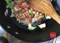 莴笋木耳炒肉片的做法图解2