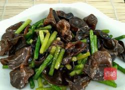 蒜苔炒黑木耳的做法图解5
