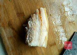 茶树菇炒五花肉的做法图解1