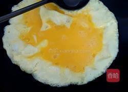 西红柿炒鸡蛋豌豆的做法图解4