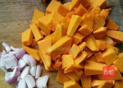 南瓜浓汤的做法图解2