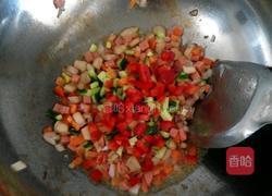 菠萝鸡肉炒饭的做法图解7