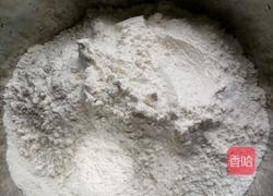 槐花包子的做法图解1