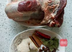 凉拌五香牛肉的做法图解1