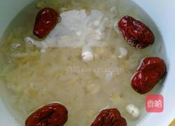 莲子银耳粥的做法图解5