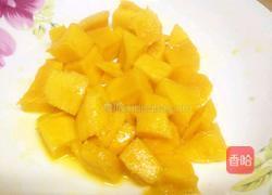 椰香芒果西米露的做法图解6