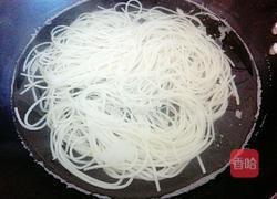 凉拌米粉的做法图解5
