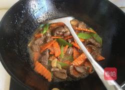 胡萝卜炒腰花的做法图解8