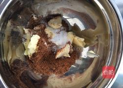 鲜奶油椰香杯子蛋糕的做法图解2