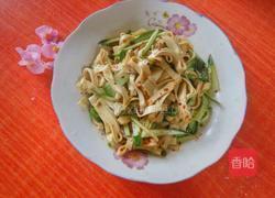 黄瓜拌干豆腐的做法图解4