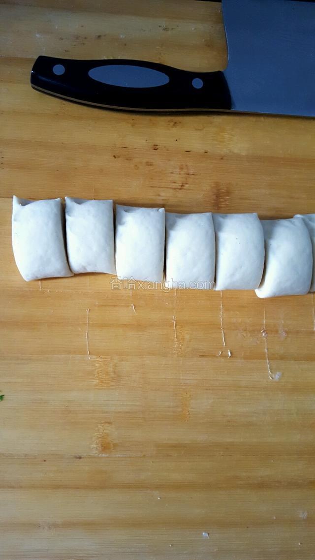 然后分割成等大的剂子