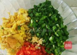 韭菜鲜虾馅饺子的做法图解4