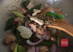 海参红烧肉的做法图解4