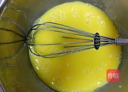 蔓越莓奶油蛋糕卷的做法图解2