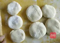 Illustration of how to make pancakes 5