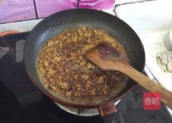 缸豆炒肉沫的做法图解2