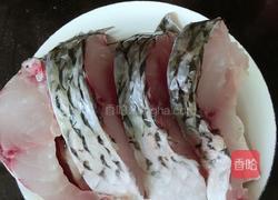 蒜瓣红烧鱼的做法图解3