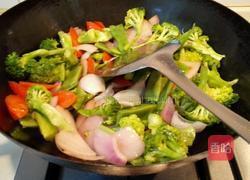 咖喱什蔬的做法图解1