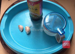 芹菜炒鱿鱼的做法图解2