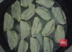 香脆锅贴的做法图解2
