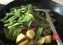 排骨芸豆炖土豆的做法图解6