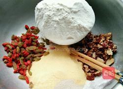 蜂蜜鸡蛋玉米面发糕的做法图解6