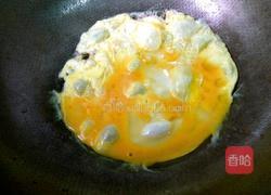 鸡蛋火腿炒银耳的做法图解4